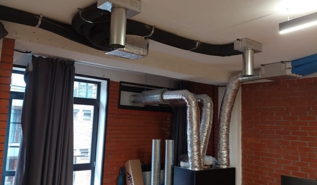 Установка вентиляционной системы в офисе производителя «Хоринайз»